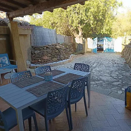 La Casa Del Mandorlo 펜션